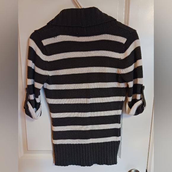 Knitted top - Picture 2 of 2